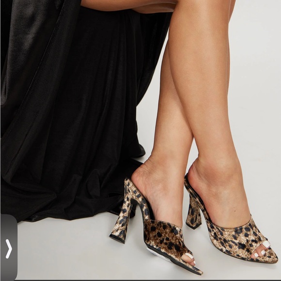 Never worn leopard heels - Picture 1 of 5